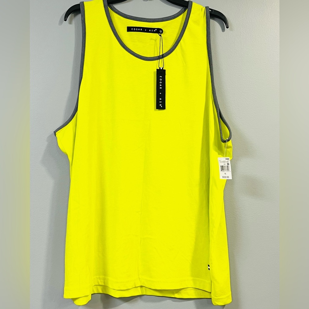 Men Tan Top / Size XL
